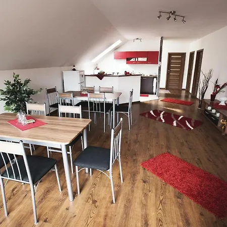 Five Bedroom Holiday In Velky Slavkov * Belanske Kupele